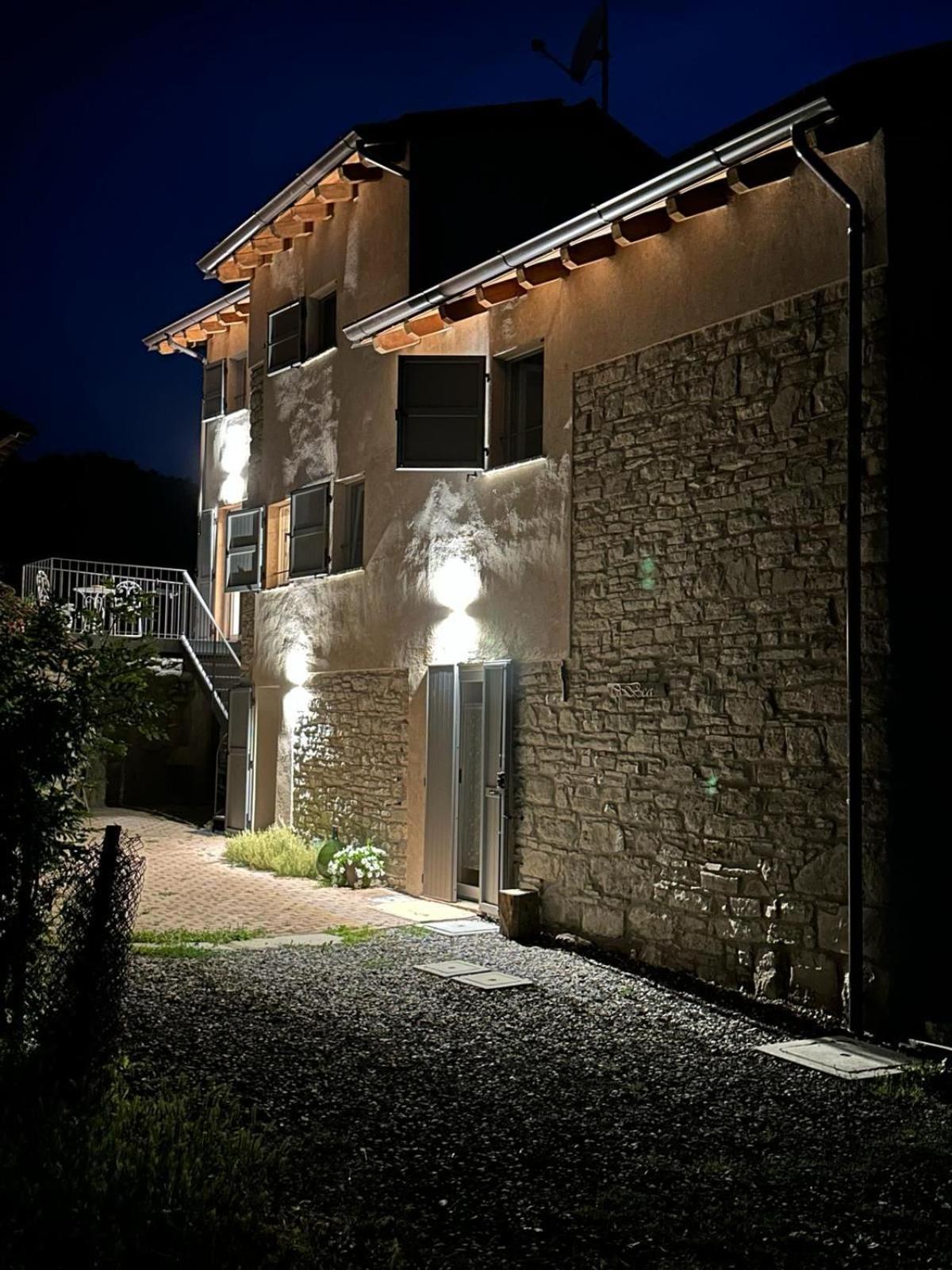 Villa Casa Del Giglio A Cadelmonte Valle  Esterno foto